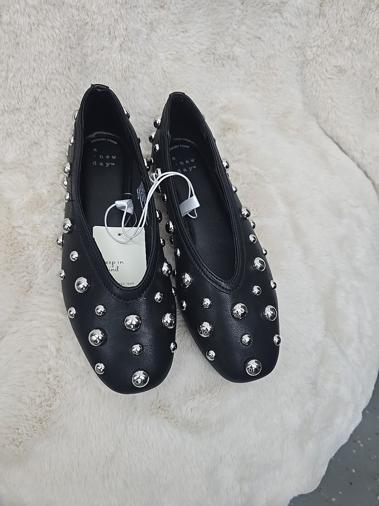 Women’s Sammie Studded Ballet Flats with Memory Foam Insole – A New Woman's 5