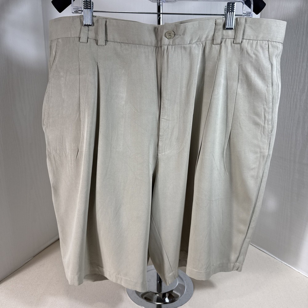Island Republic Men’s Size 40 Silk Pleated Shorts Khaki Beach Coastal Bay Light