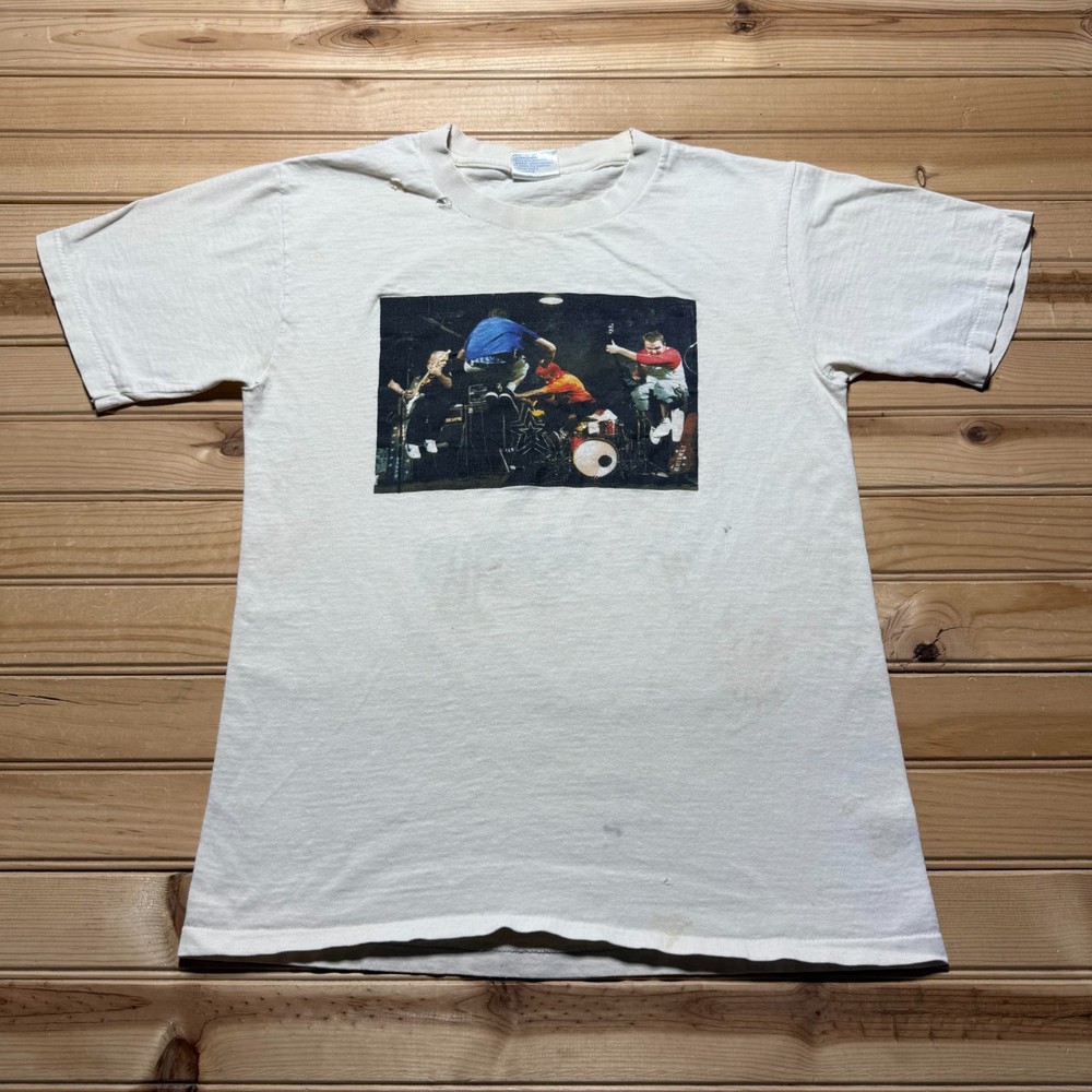 Vintage 2001 New Found Glory Punk Rock Band Graphic Concert Tour T-Shirt - Small