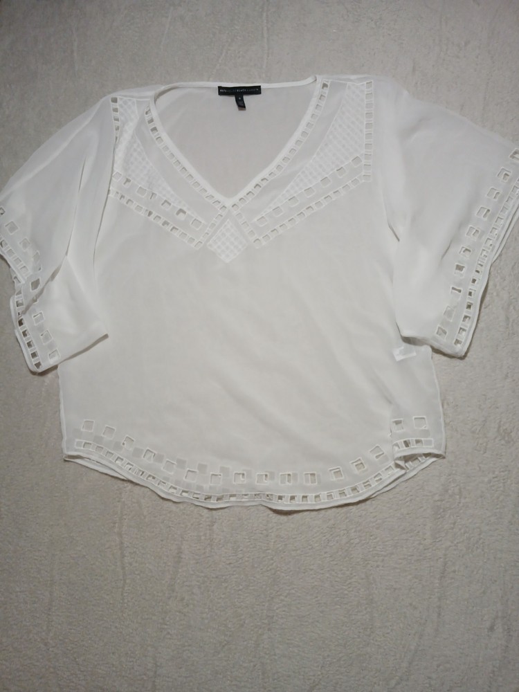 White House Black Market Women's Cut-out Detail Kimono Blouse Size Small