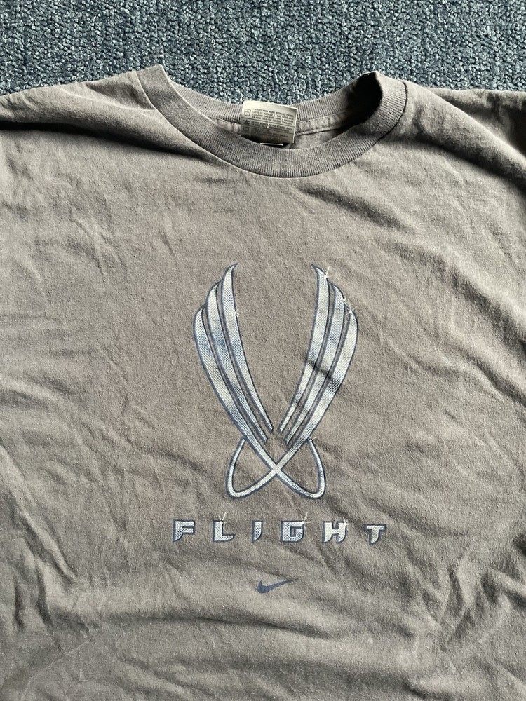 Vintage Y2K Nike Flight Basketball Gray Short Sleeve T Shirt Mens Sz L