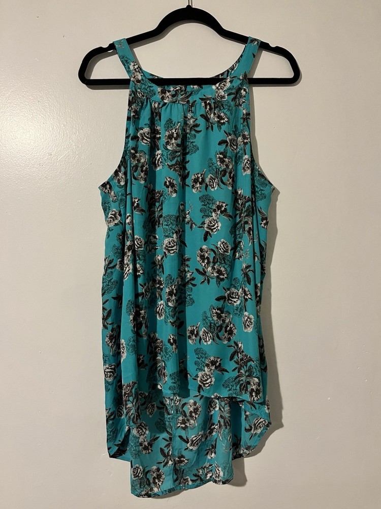 Torrid Blue Satin Sleeveless Floral Blouse Size 2 -2X-