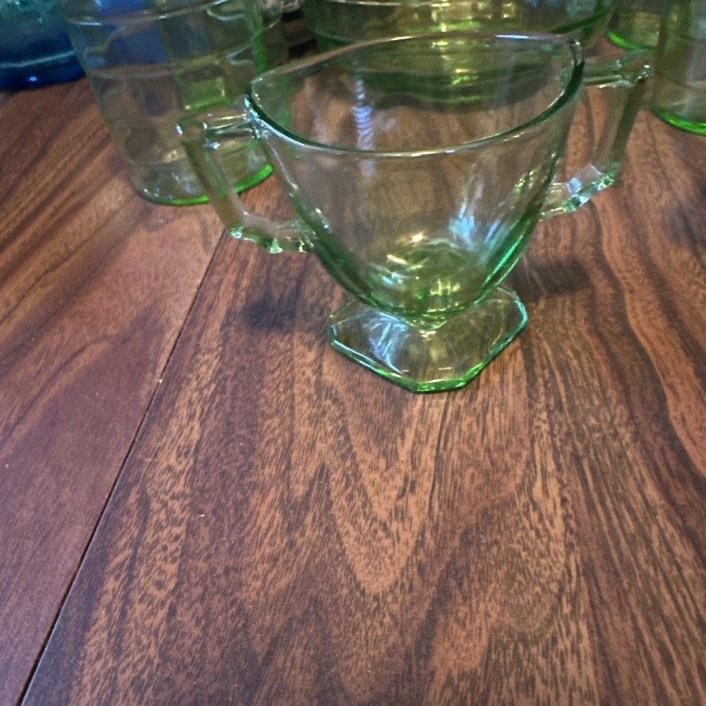 Vintage Mayfair Green Glass Uranium Creamer And Sugar Bowl. Excellent Condition.