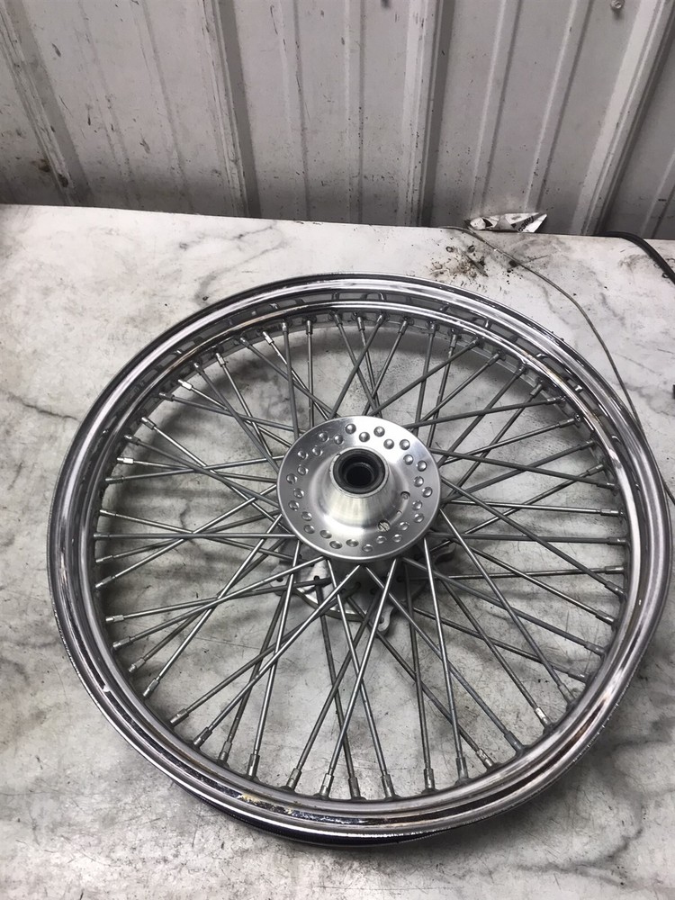 05 Honda VT 600 VT 600 Shadow front wheel rim