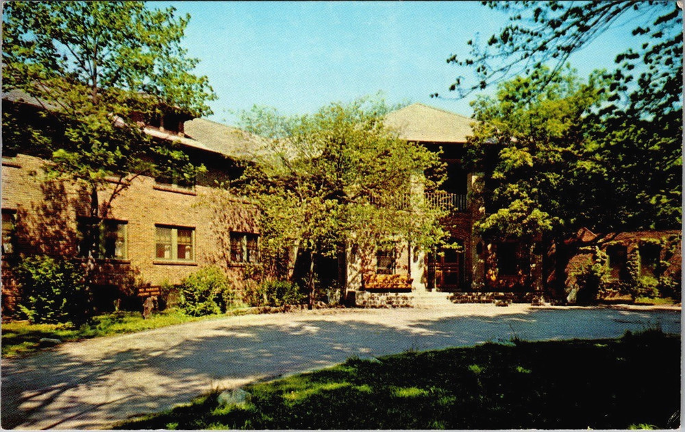 Turkey Run State Park Inn, Indiana IN Marshall  Postcard Vintage View PC