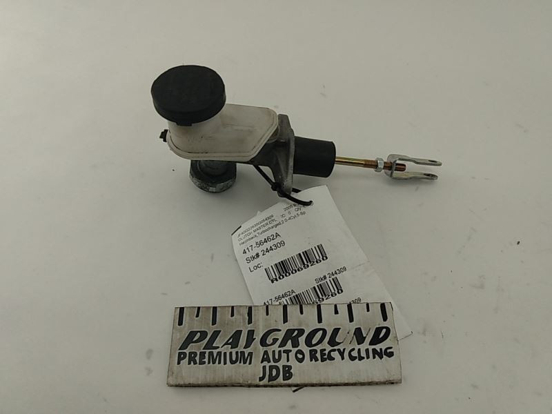 Saab 9-2X 2005-2006 Subaru Impreza WRX 2004-2007 Clutch Master Cylinder Assembly