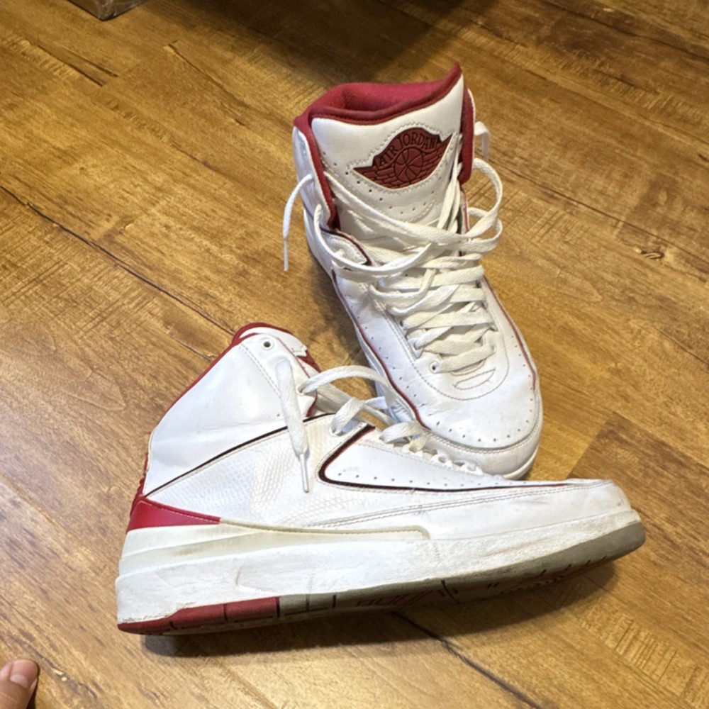 Jordan Air Jordan 2 Retro Chicago Home 2014 White Red 385475-102 Men's Sneakers