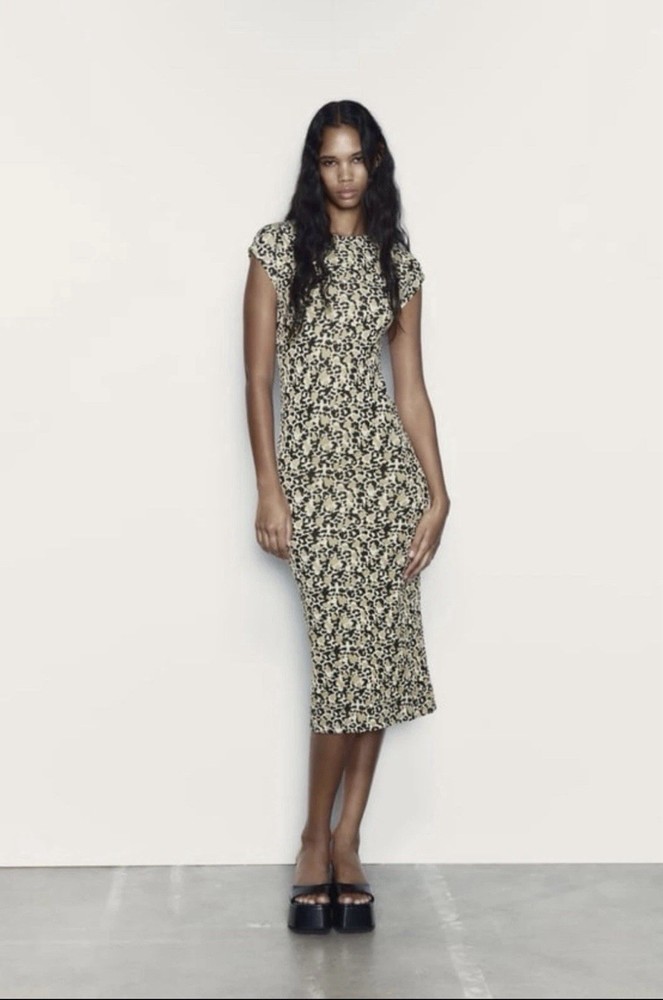 Zara Dress Size M