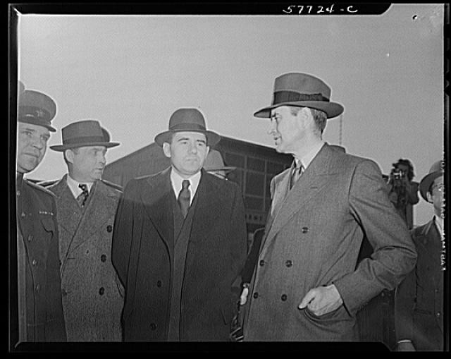 Photo:Men in Hats Suits 1935-1945 Group Portrait Historic Photograph