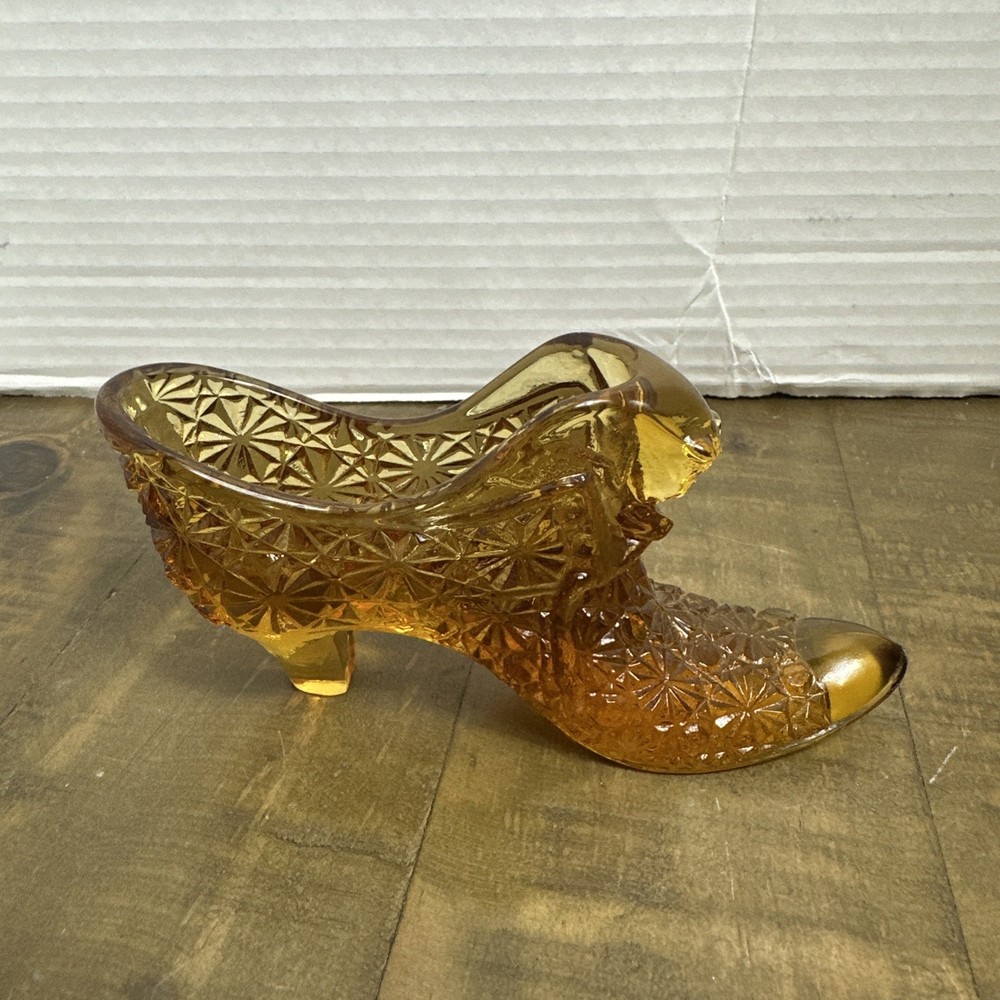 Vintage Fenton Amber Cat Head Art Glass Slipper Daisy Button, Unmarked