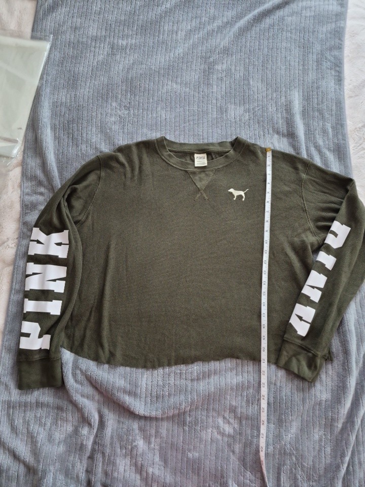 Victoria’s Secret PINK XL Long Sleeve Waffle Crop Tee Logo Dog Olive Green