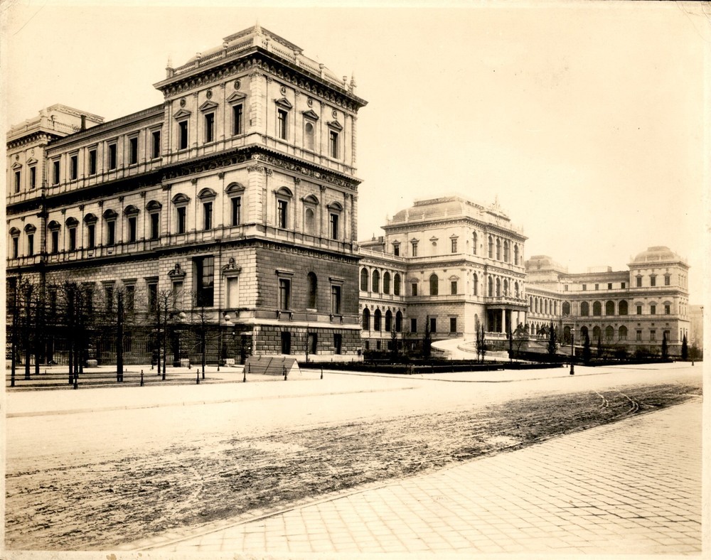 GA242 Approx 1920s-30s Original Photo ACADEMY OF FINE ARTS IN MUNICH GERMANY-image