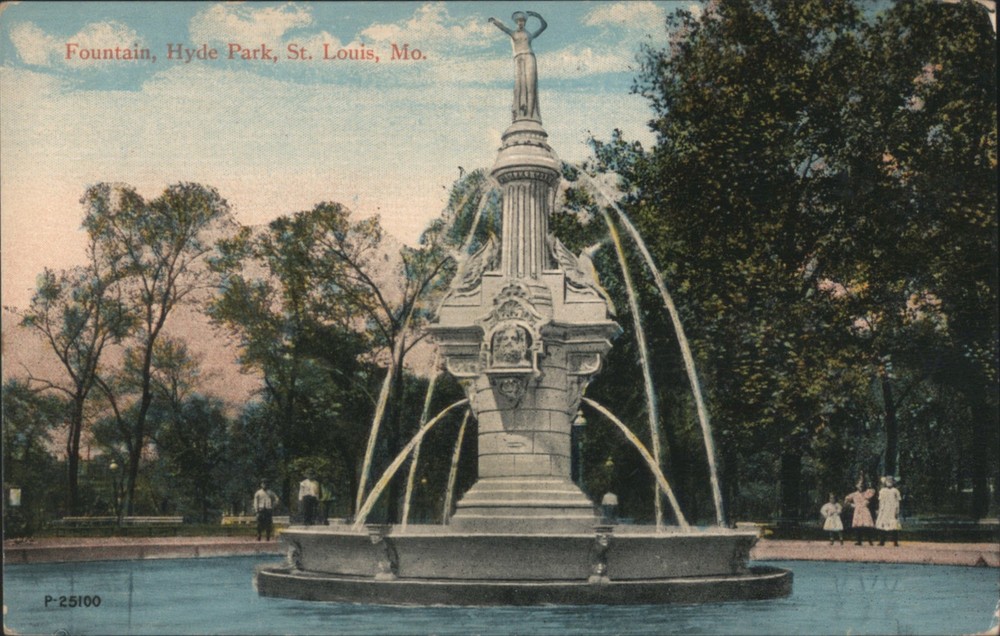 St. Louis, Missouri MO Fountain, Hyde Park Original Vintage Postcard