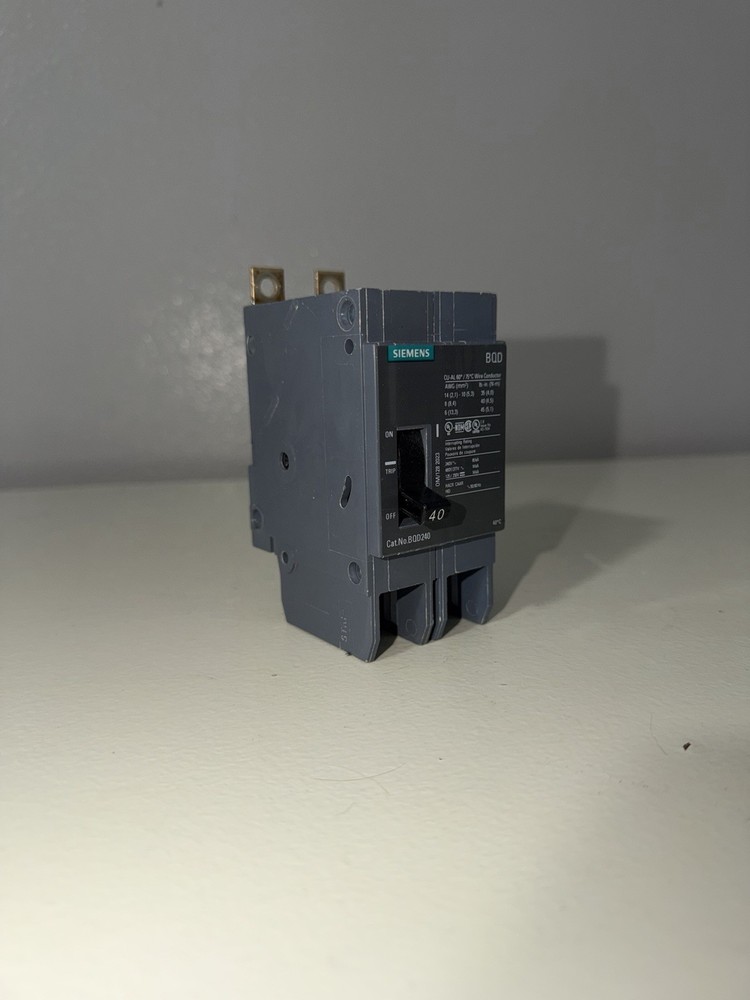 Siemens BQD240 Circuit Breaker 40A 2-Pole 240V