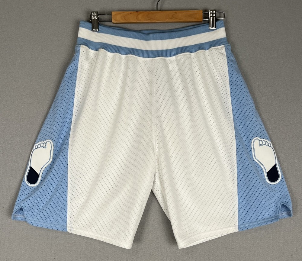 Authentic Mitchell Ness 83-84 University of North Carolina Tar Heels Shorts M