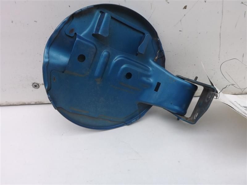 METRO     1997 Fuel Filler Door 146971