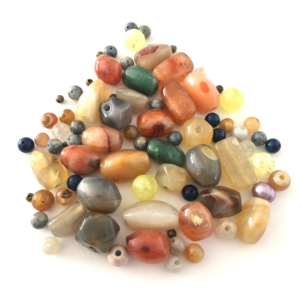 Vintage mixed bead lot with semi-precious stones and acrylic beads for crafters
