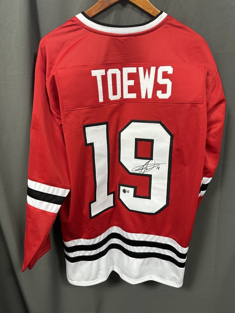 Jonathan Toews Signed Chicago Blackhawks Hockey Jersey AUTO BAS Sz XLPROBSTEIN is actively accepting consignments !!