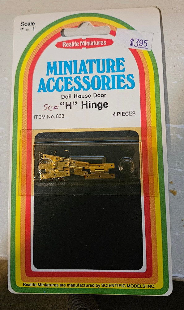 Vintage Realife Miniatures Dollhouse 