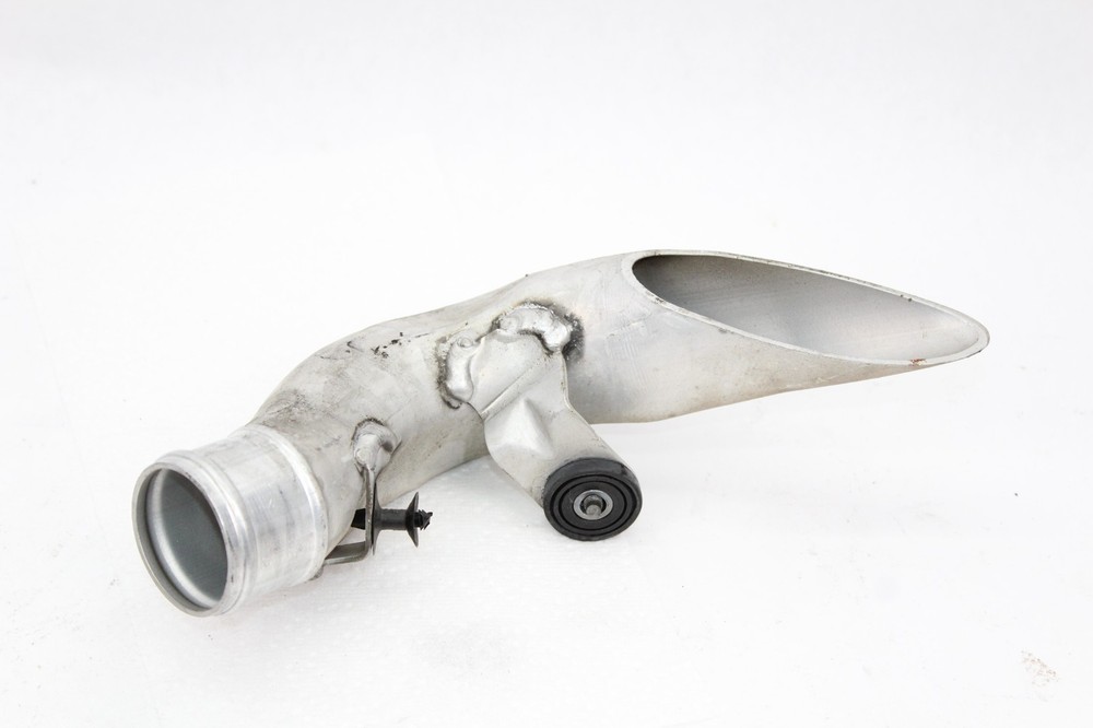 2010-2014 Volkswagen Golf Jetta Beetle 2.0L TDI Air Intake Pipe Tube 1K0129565AA