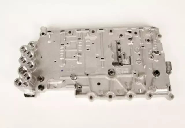Genuine GM Automatic Transmission Upper Control Valve Body 24226709 OEM Part