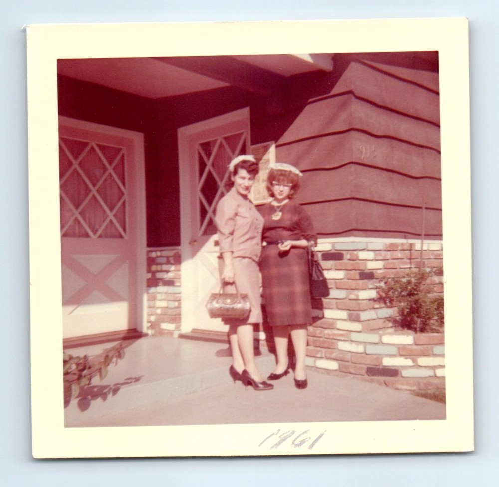 Old Vintage Square Color Photo PAIR DUO LEGGY WOMEN SEXY POSE OUTSIDE HOUSE