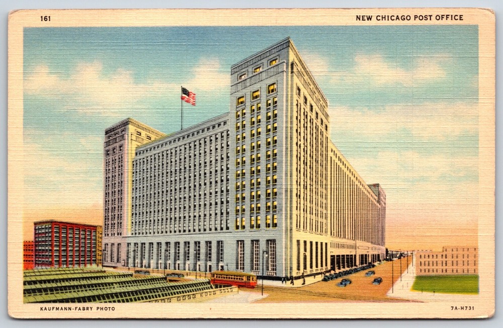 Postcard New Chicago Post Office, Chicago, Illinois Unposted