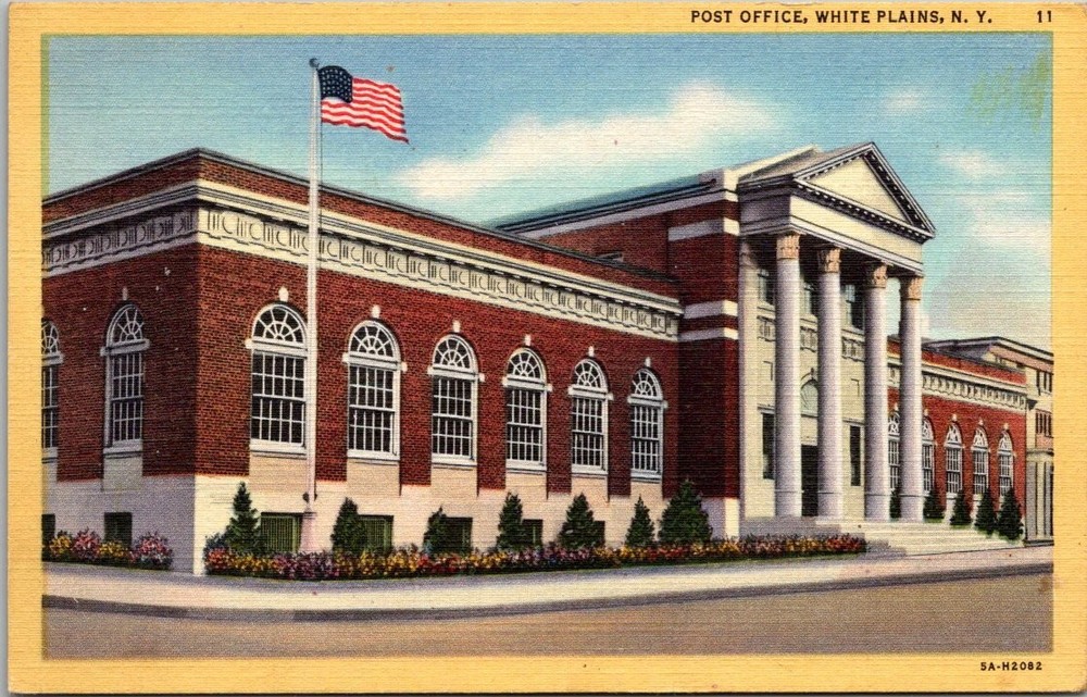 White Plains NY Post Office Linen Postcard 1930s-40s Newburgh NY Postmark
