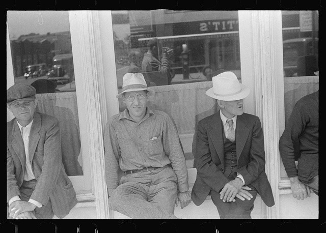 Photo:Circleville Ohio 1938 Men in Hats Street Scene Storefront