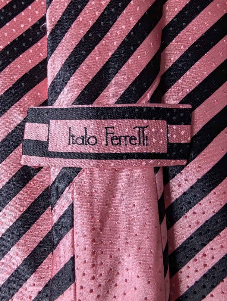 Italo Ferretti Tie 100% Silk. Made In Italy. Silvi Marina