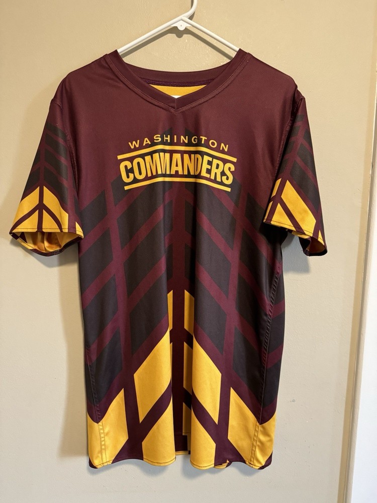 Washington Commanders Size M Reversable Jersey NFL Flag Football Red Yellow