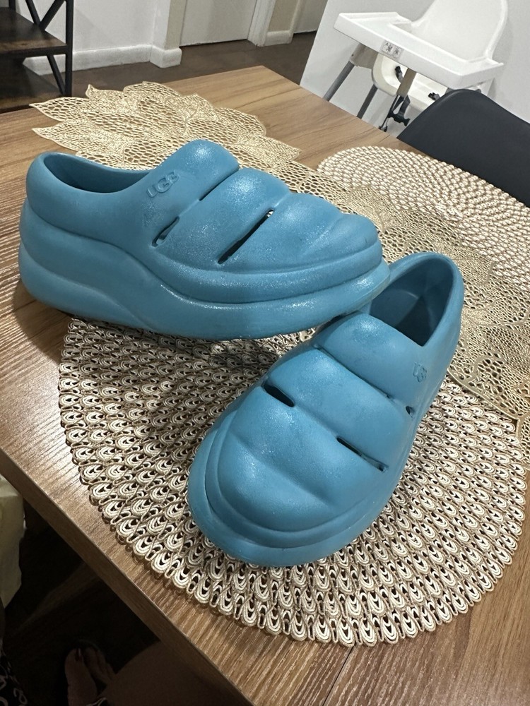 UGG Summer W9 Women's Lightweight Sneakers for Warm Weather Comfort