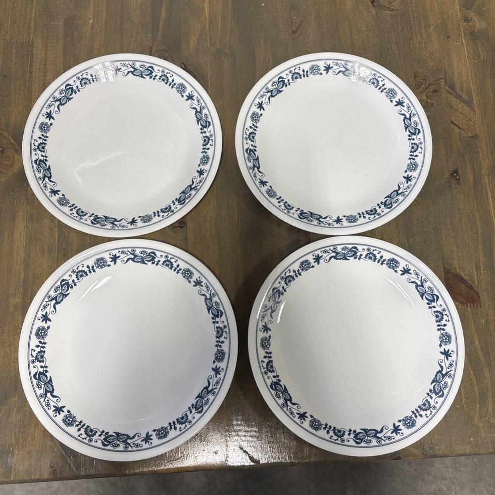 Set of 4 Corelle Corning Old Town Blue Onion 8-1/2
