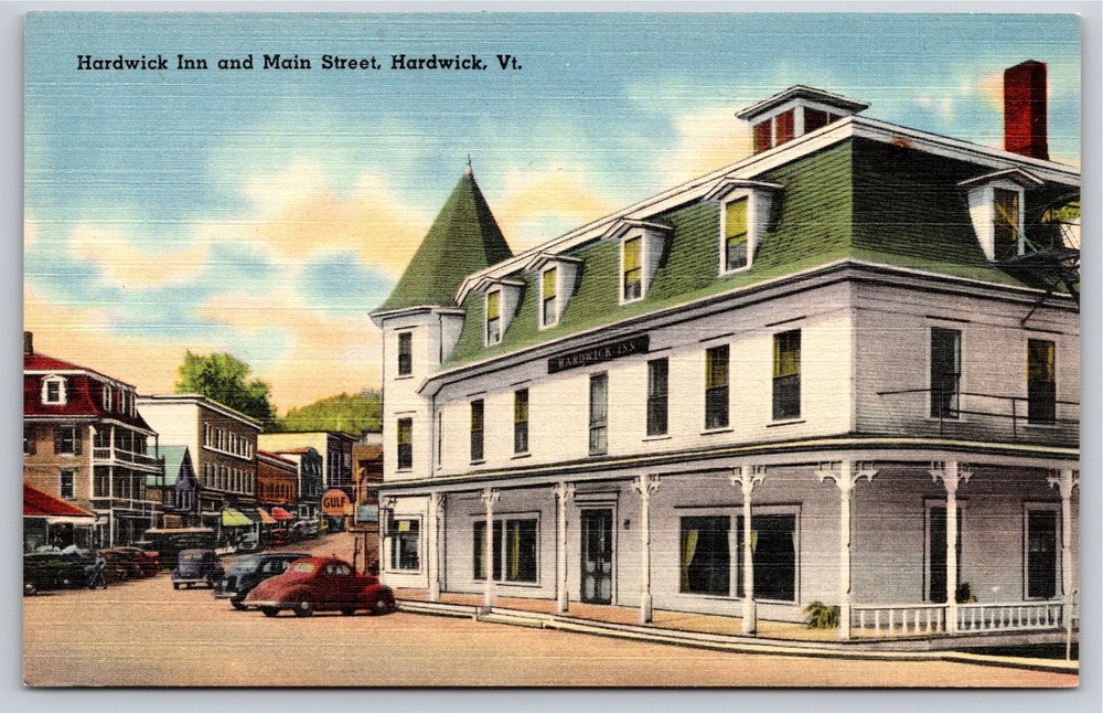 Hardwick Vermont~Hardwick Inn & Main Street~Vintage Linen Postcard