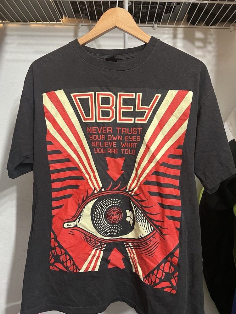 Mens Y2K Obey Worldwide Don’t Believe Your Eyes Skate Streetwear Shirt Size L