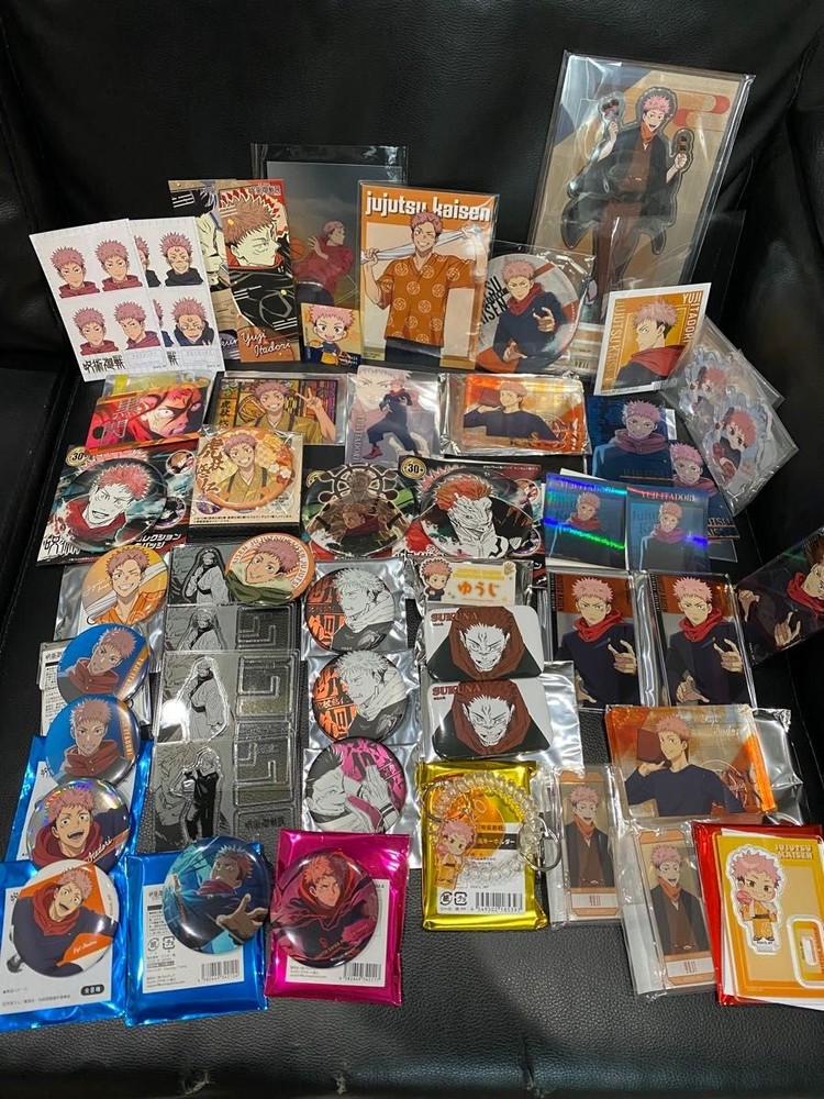 Jujutsu Kaisen Yuji Itadori Sukuna Acrylic Stand Badge Lot Set