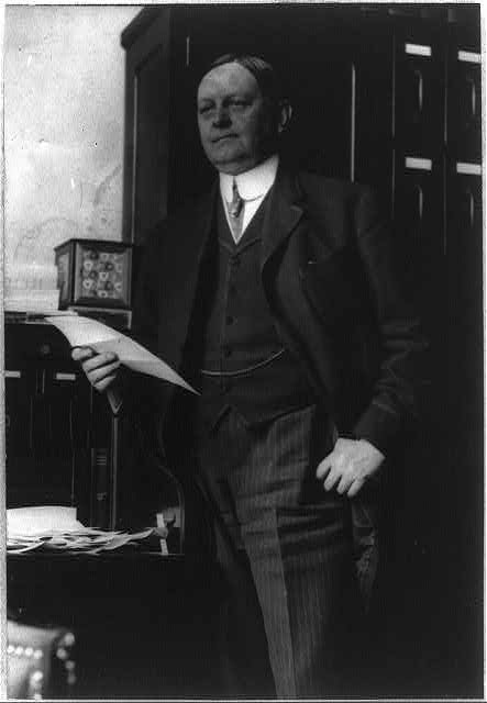 Photo:W. Underwood Oscar