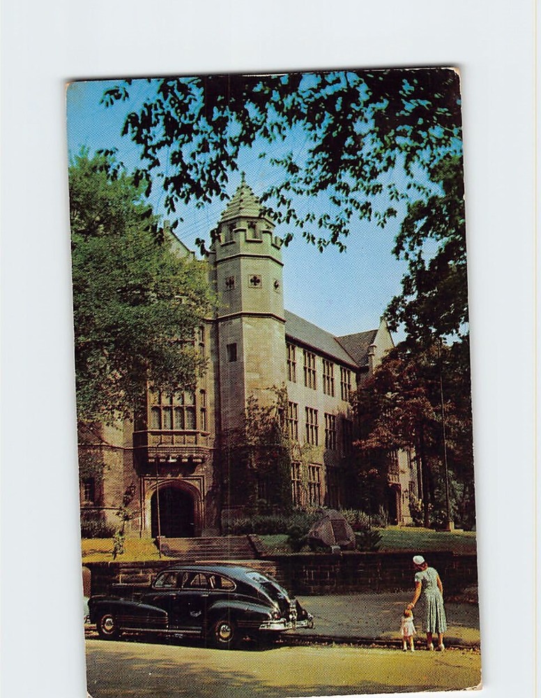 Postcard Administration Building Youngstown College  Youngstown Ohio