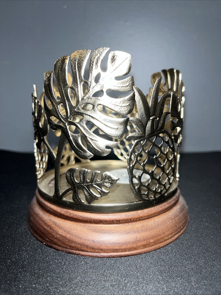 NEW Bath & Body Works Palm Leaf & Pineapple with Wood Base 3-Wick Candle Holder