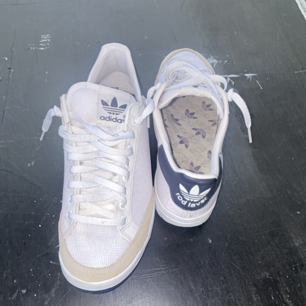 adidas Rod Laver White Navy Men's Tennis Shoes Size 9 Medium Width White Navy