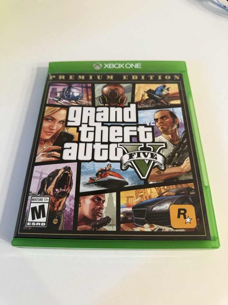 Grand Theft Auto V 5 Premium Edition (Xbox One) - CIB WITH MAP + MANUAL