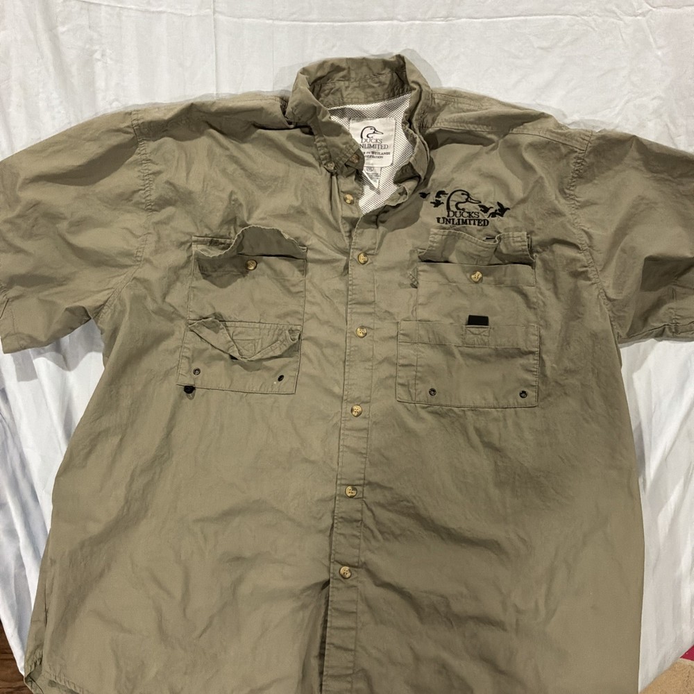 Ducks Unlimited Men's Shirt Size XXL ShortSleeve Fishing Hunting Button Up Green
