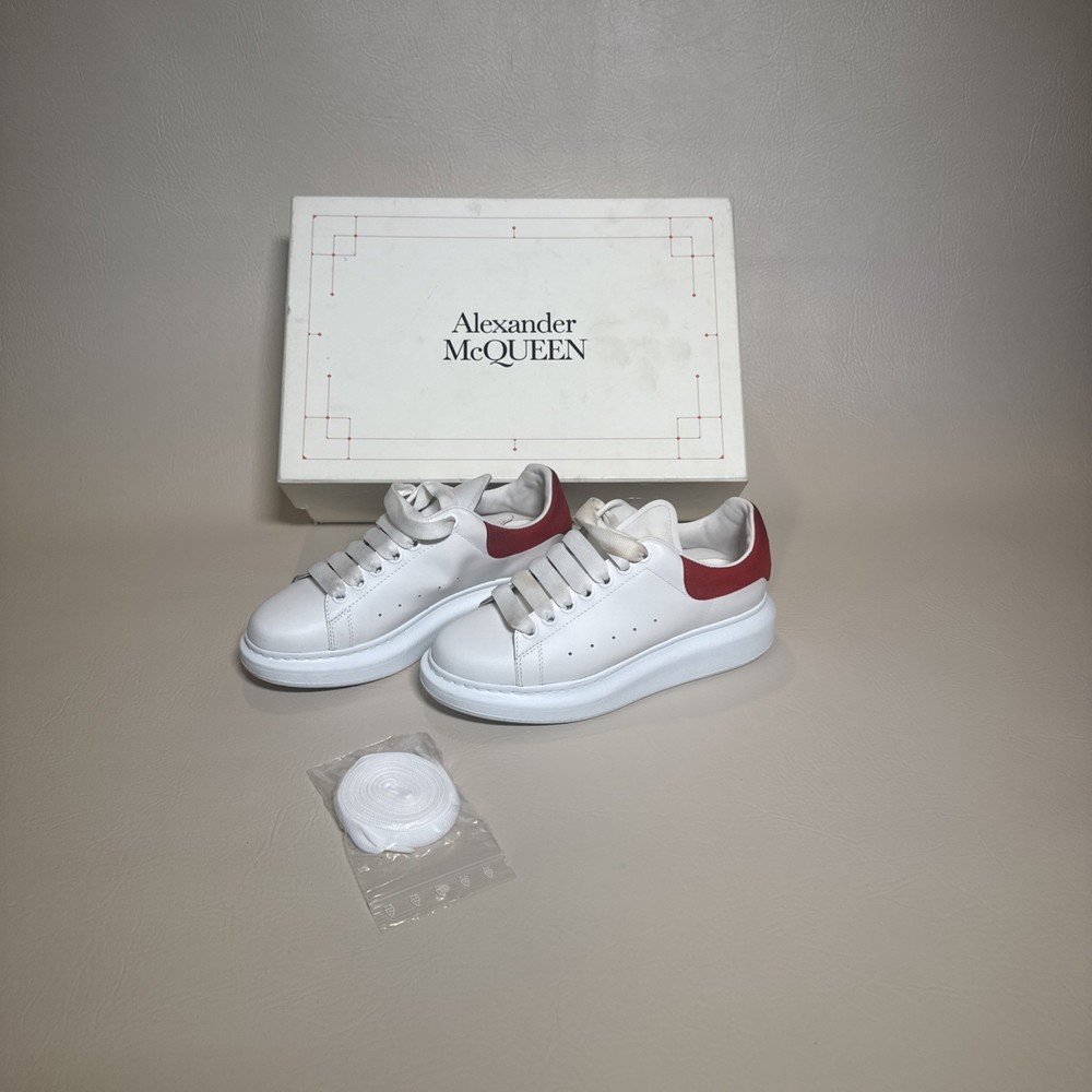 Alexander McQUEEN Oversized Leather Heel Detail Sneakers Size 37