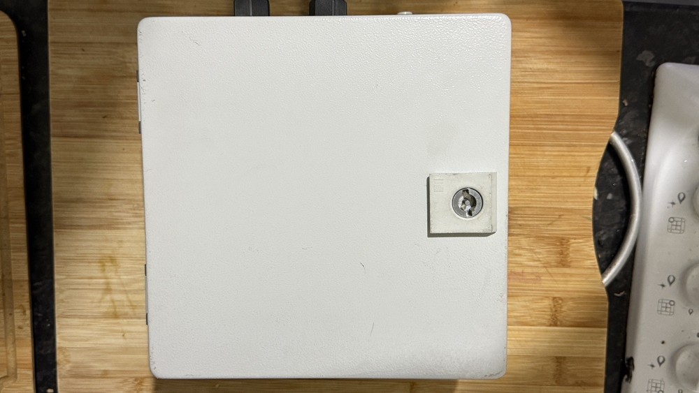 Rittal EB 1549  Industrial Control Enclosure 200x200 x 120 inc