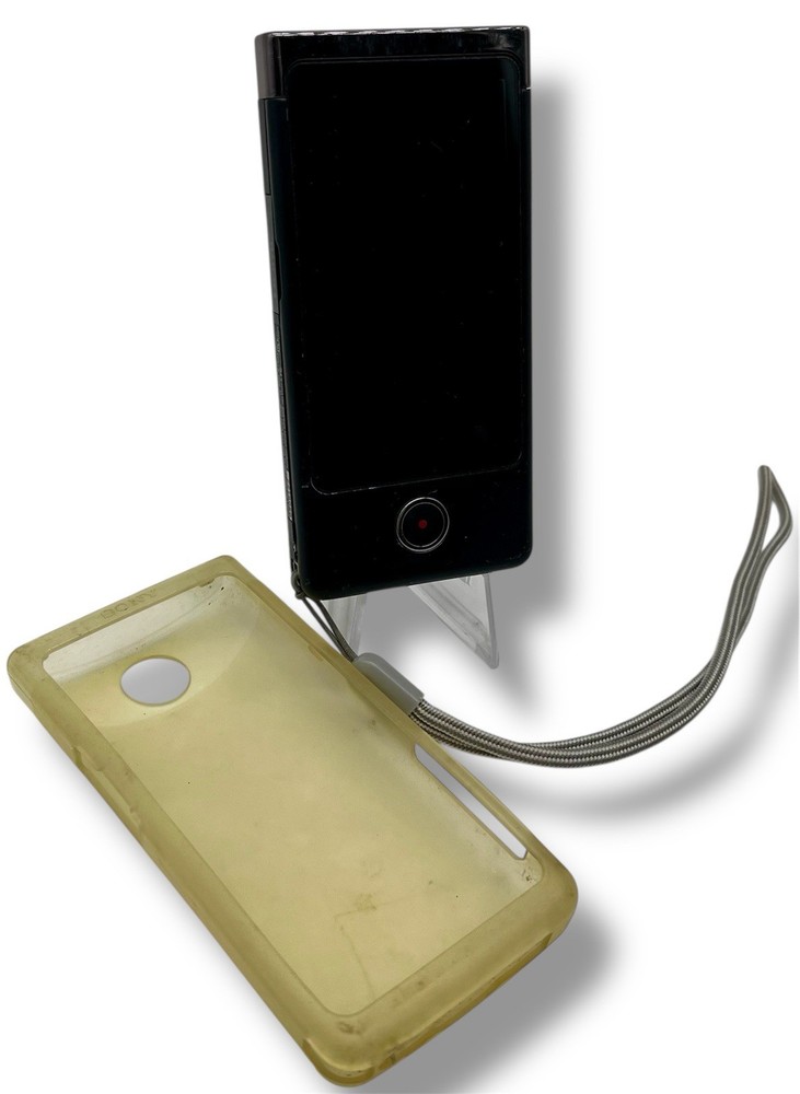 Sony Bloggie MHS-TS20 1080p Full HD Pocket Video Digital Camcorder Tested