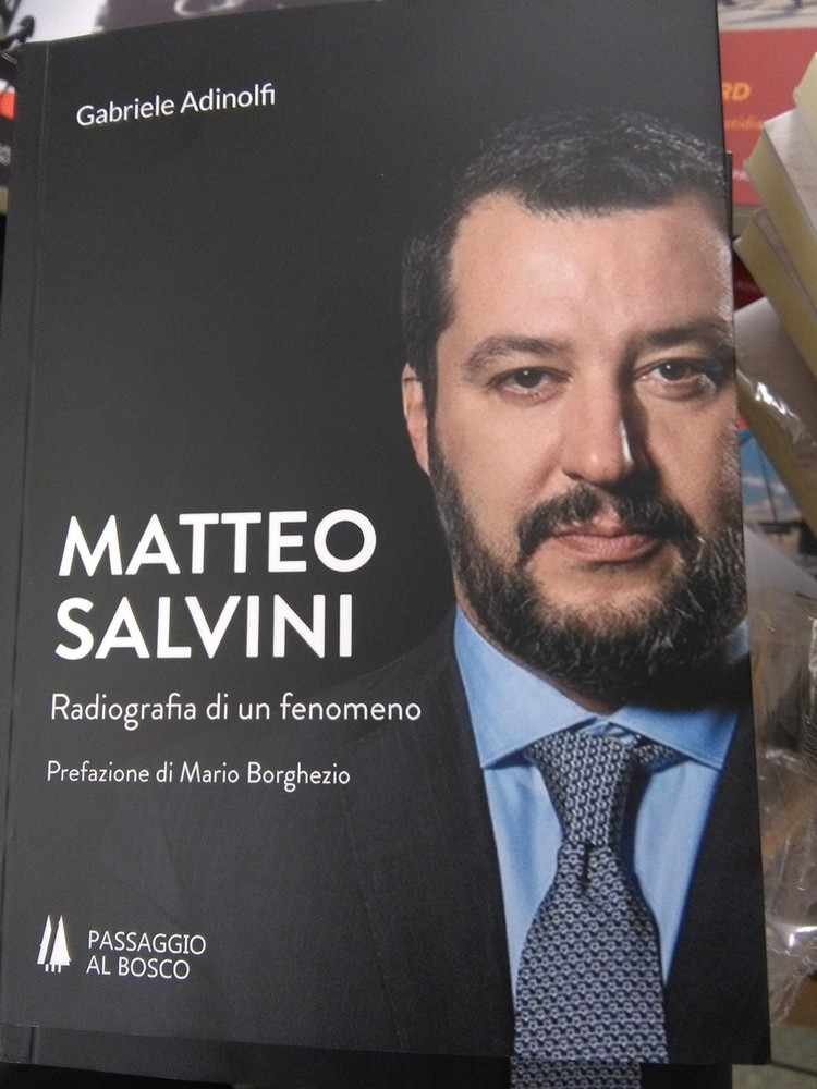 Matteo Salvini. Radiografia di un fenomeno (Paperback)Another great item from Rarewaves USA | Free delivery!