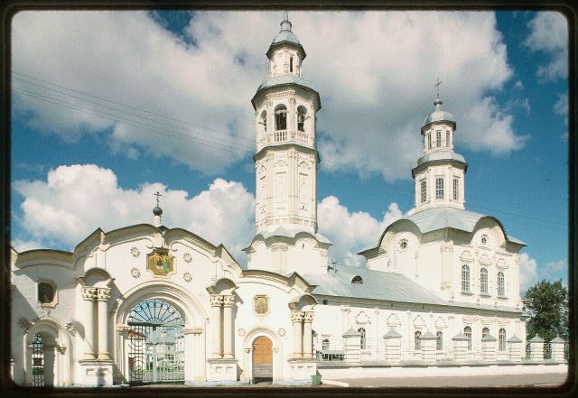 Makar'e Village Viatka Russia 1999 Church of the Trinity southwest view