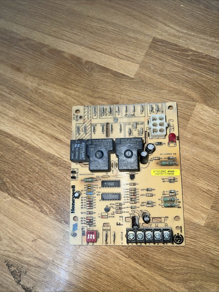 ST9120C 4040 Furnace Control Board 7 Day Warranty