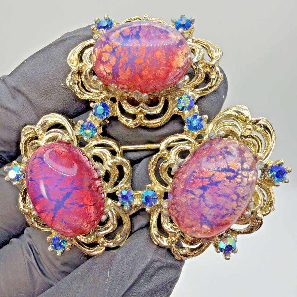 Vintage Dragons Breath Brooch Pink Glass Rhinestones Gold Toned