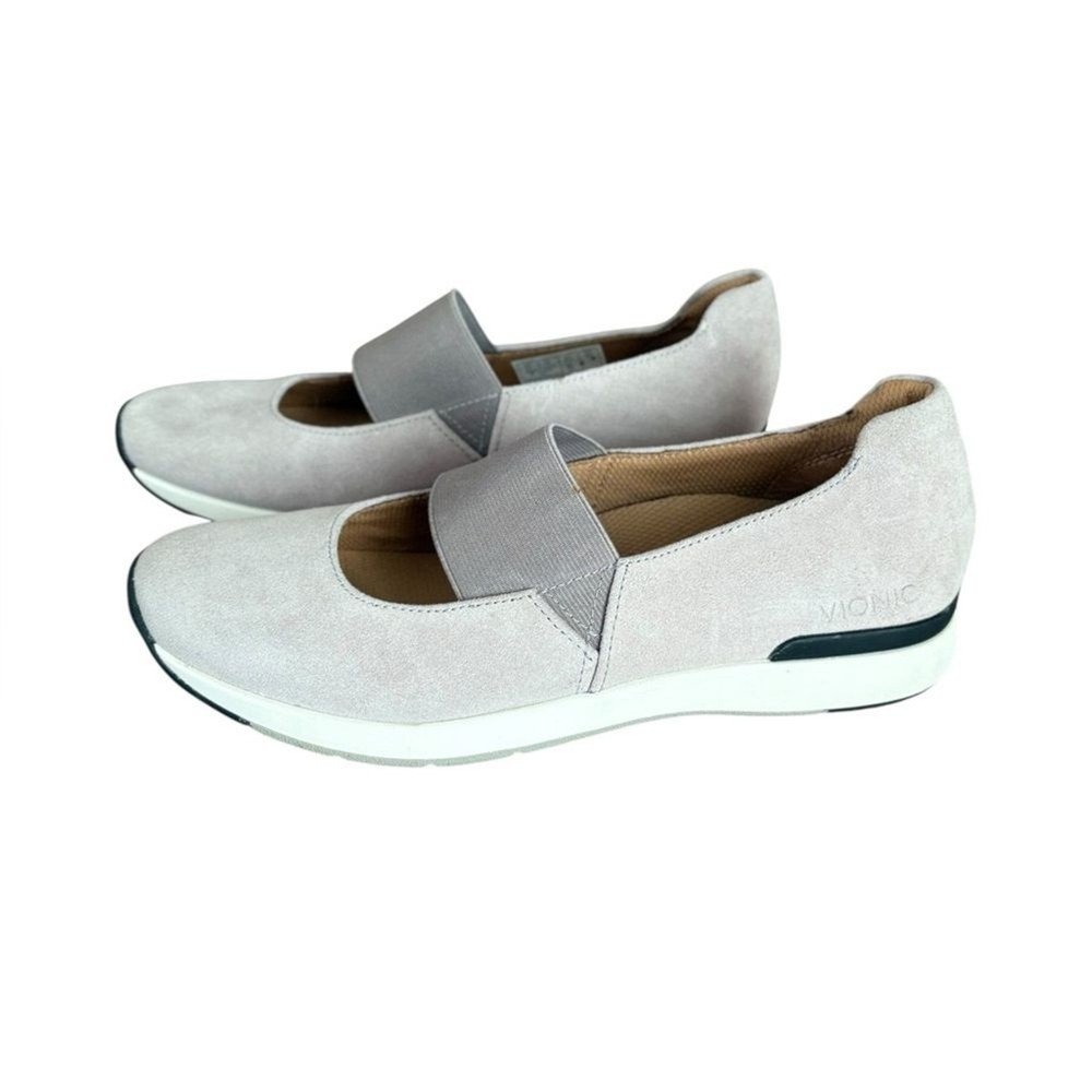 Vionic Cadee Light Gray Suede Leather Mary Jane Sneakers Womens Size 9.5 Slip On